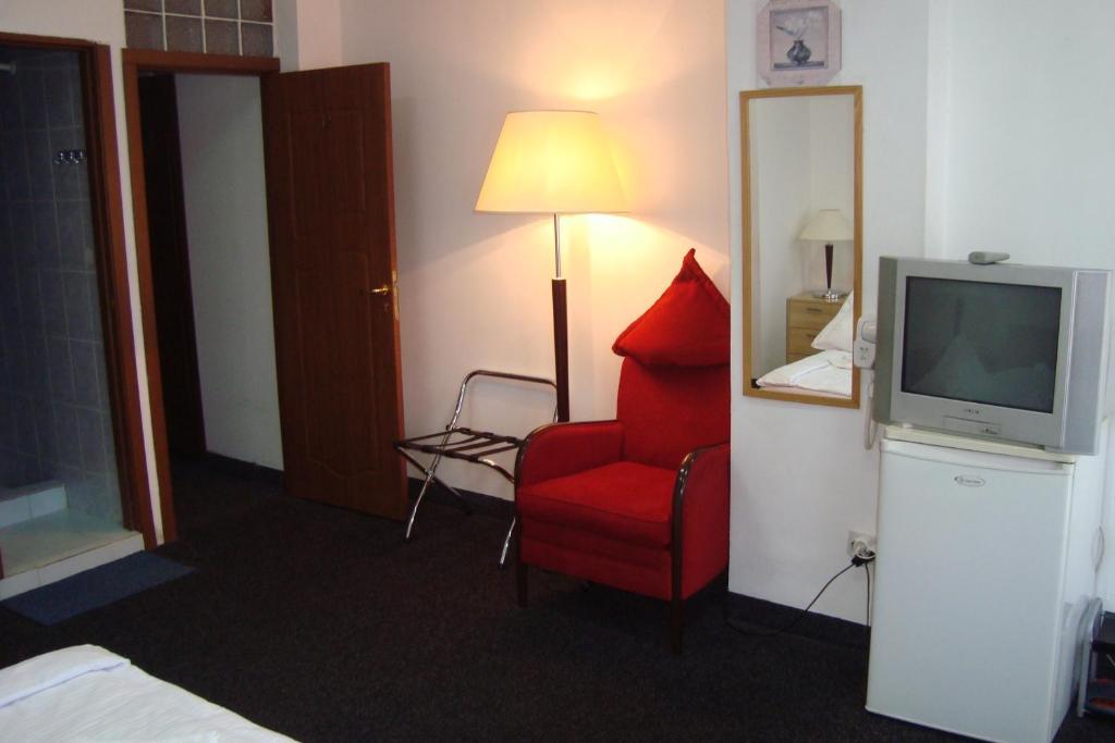 Hostel Litovoi بوخارست المظهر الخارجي الصورة